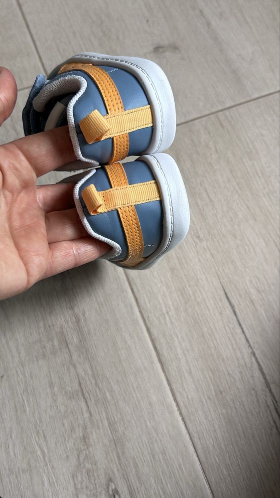 Маратонки Puma 22 номер