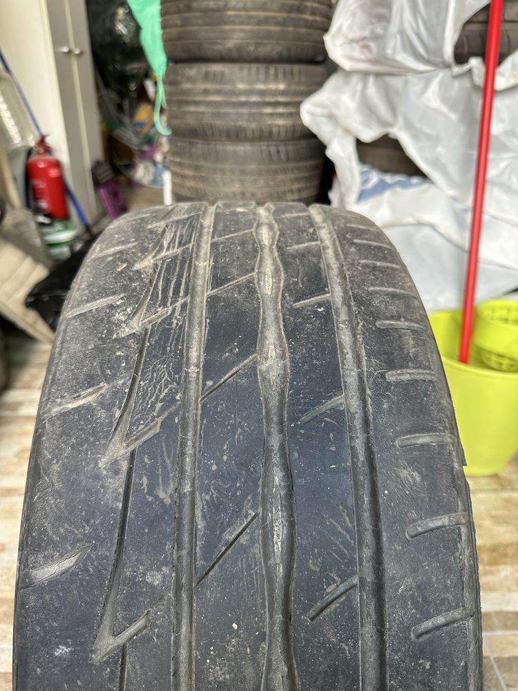 Автомобилни гуми 18” (245/40 R18) и 19” (275/30 R19)