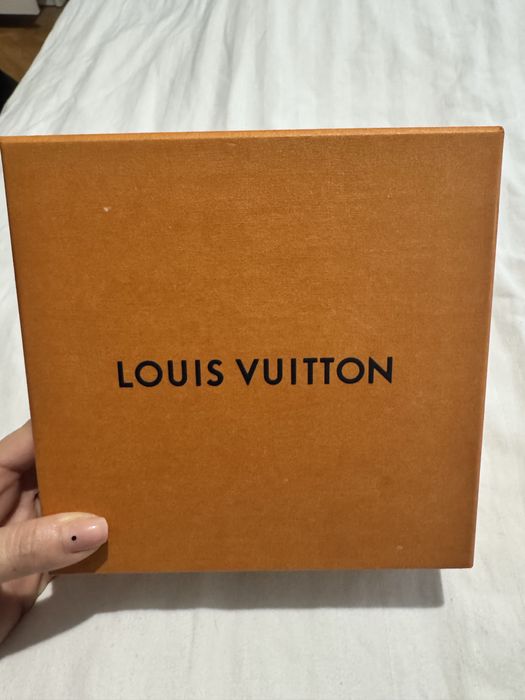 Кутия Louis Vuitton