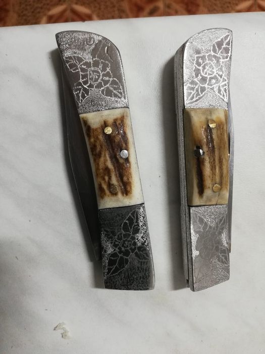 Vând Cuțite și Bristi