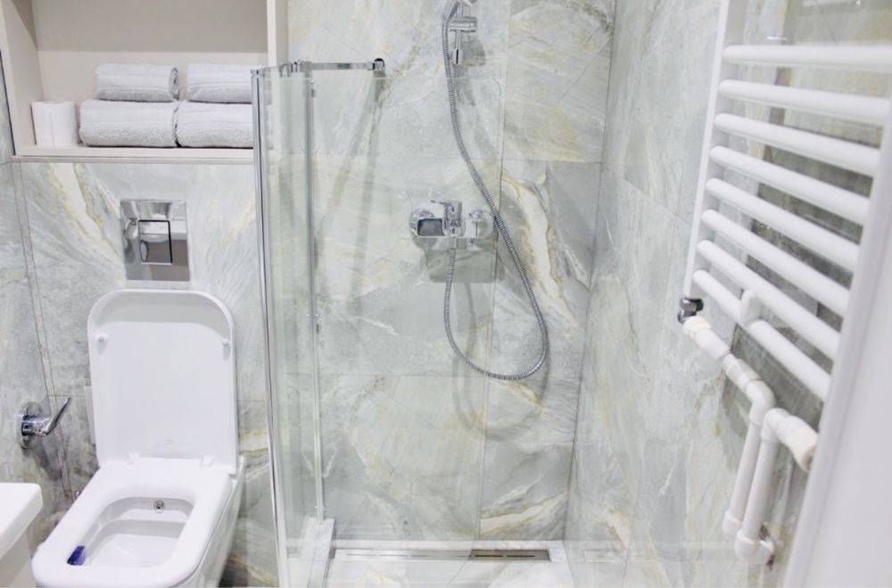 Cazare Regim Hotelier Tiglina 1 luxxx A-uri