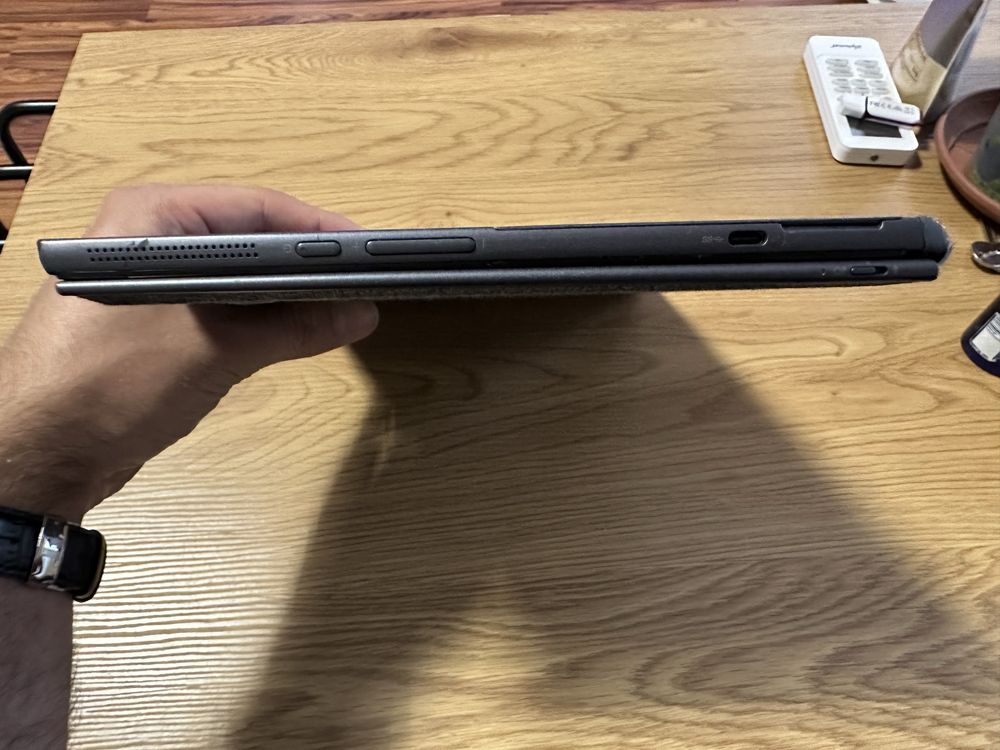 Lenovo yoga duet 7