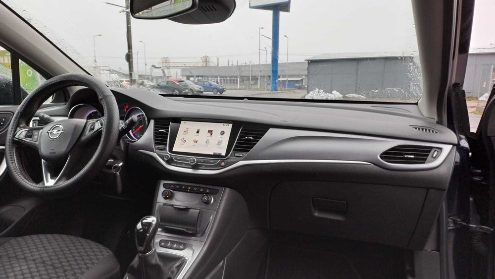Opel Astra an fabricatie 2019 ( inmatriculat )
