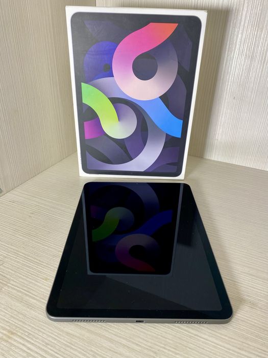iPad Air 4 (2020) Wi-Fi 64 Гб  / Рассрочка 0-0-12 / Код товара Т970
