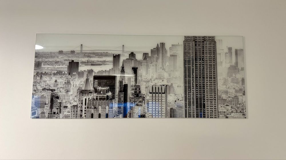 Set mobilier birou + biblioteca +set bar+masute+2 covoare+2 tablouri