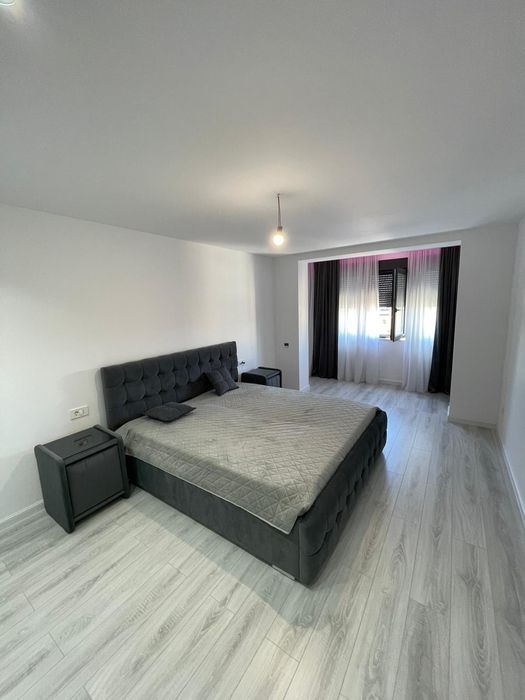 Apartament cu 2 camere complet renovat 2025
