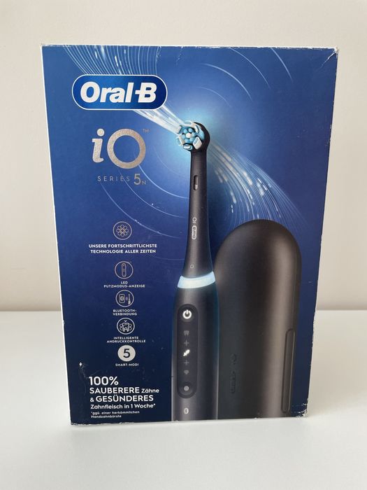 Periuta de dinti electrica Oral-B, IO5, negru