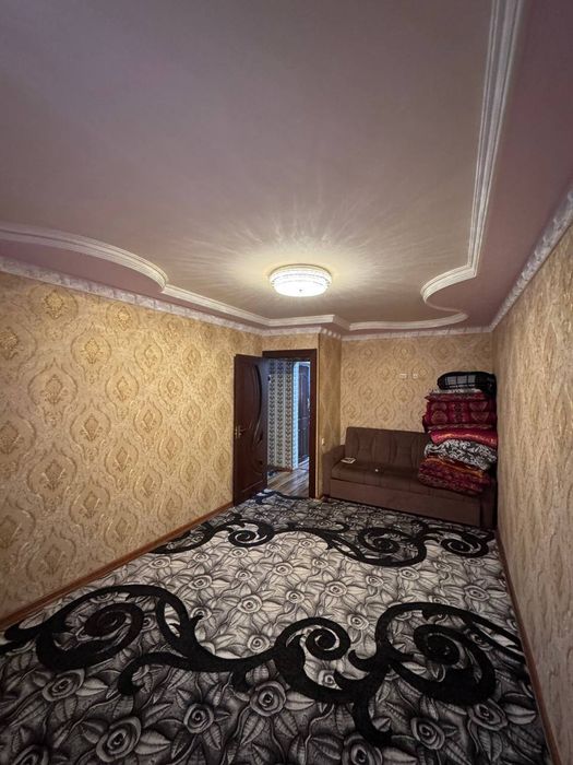 Гулливер томонда жойлашган 1 хонали квартира ижарага берилади