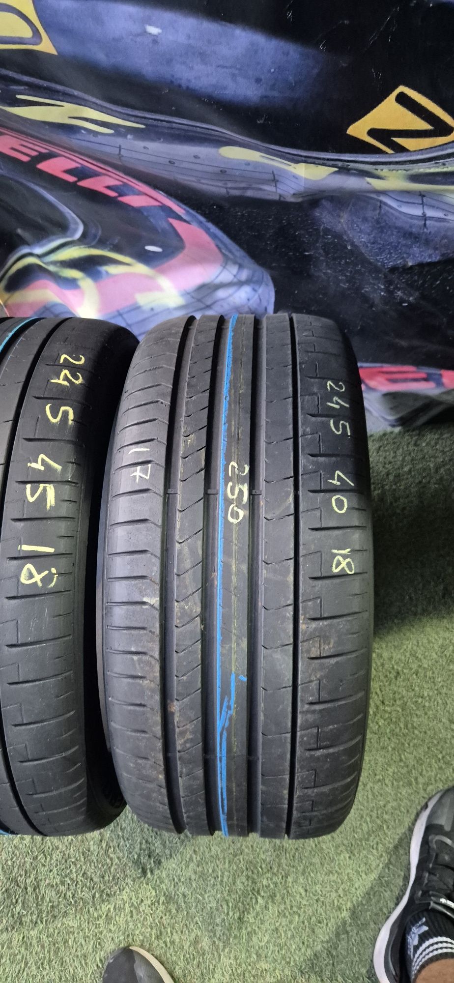 245 40 18 Pirelli