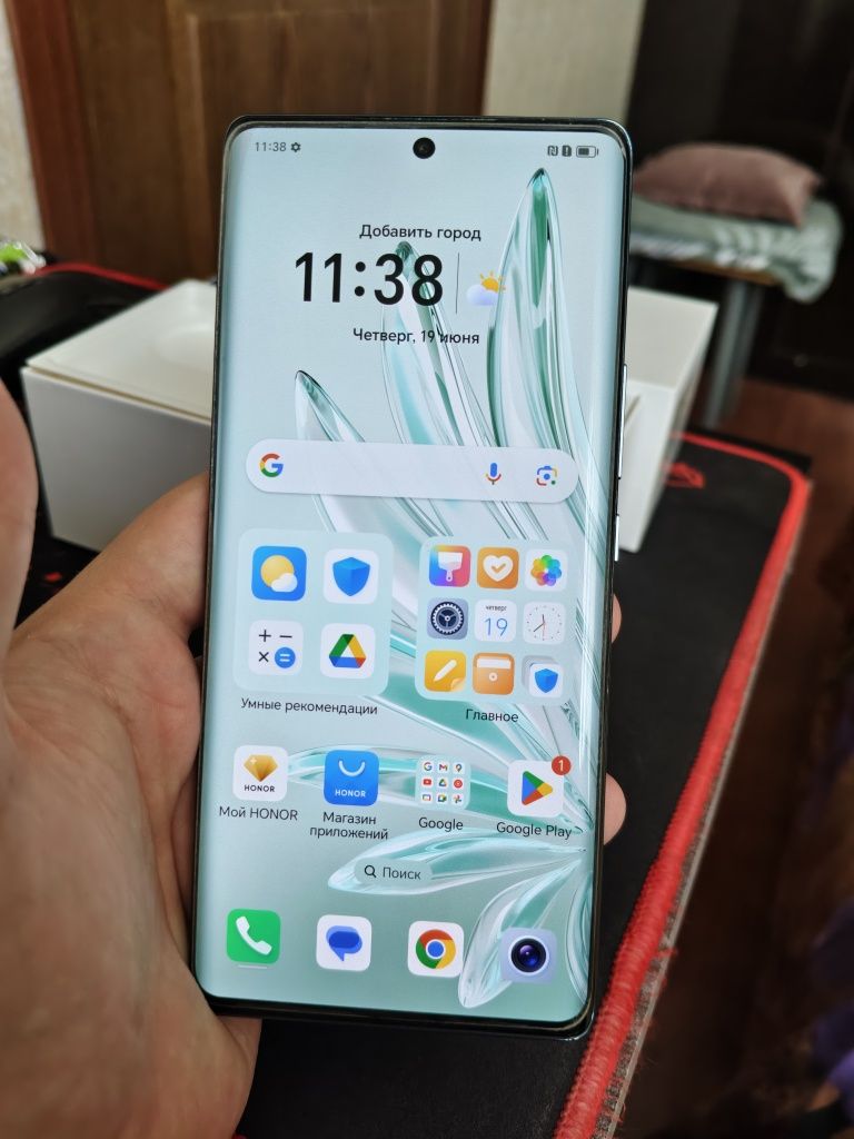 Honor 70 8/128 изумрудно-зелёный