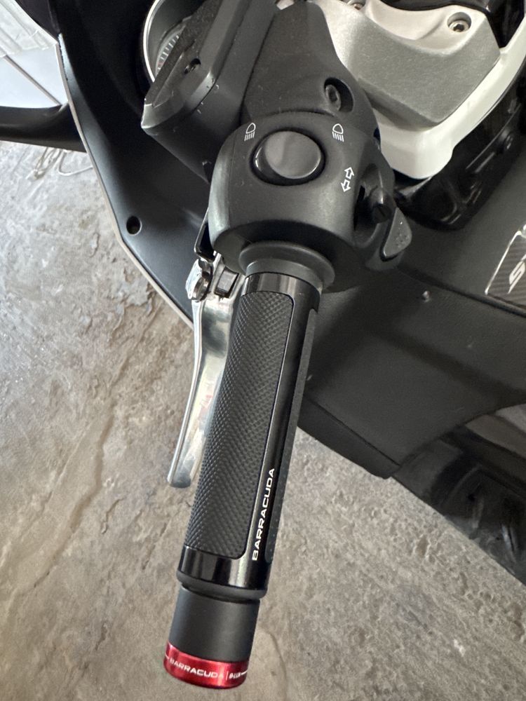 Aprilia srv850 Akrapovic omologat in acte