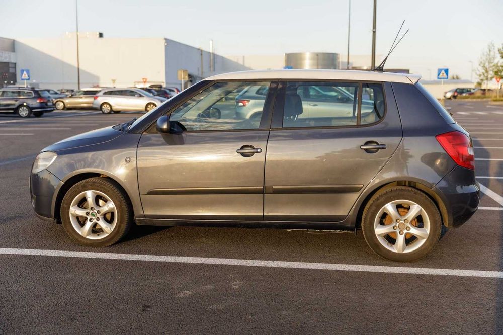 Skoda Fabia 2, 2009 - kilometri reali, fiabila si economica