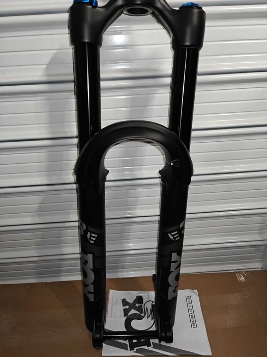 FOX PERFORMANCE 38, 170mm,29,GRIP, нова велосипедна вилка