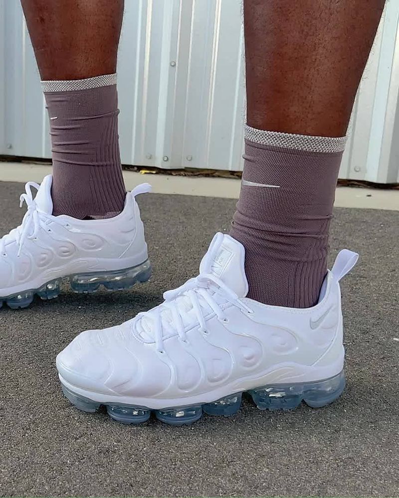 Nike Vapormax Plus White Edition