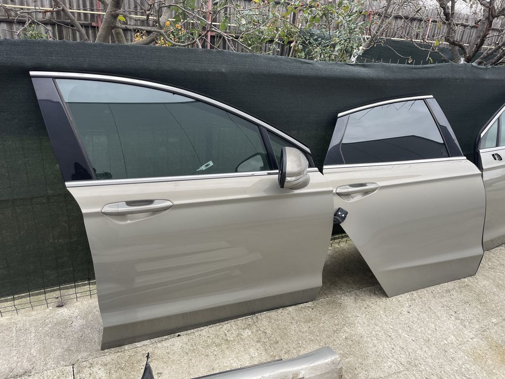 Usa / portiera stanga spate Ford Mondeo mk5 completa