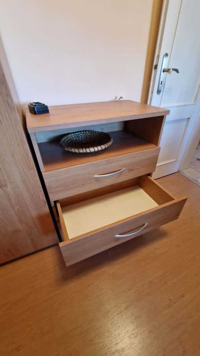 Детска спалня обзавеждане: легло, маса, шкафове, гардероб, столове