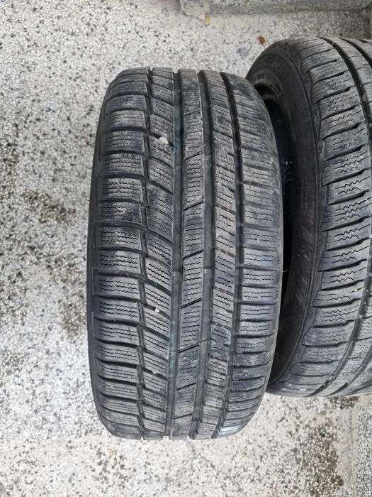 225/45/17 TOYO Snowprox