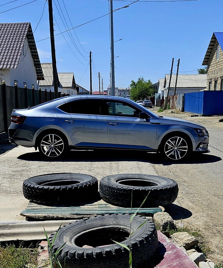 Комплект дисков и резиной для VAG 245 40 R19