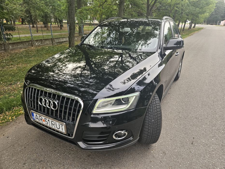 Vând Audi Q5 an 2014