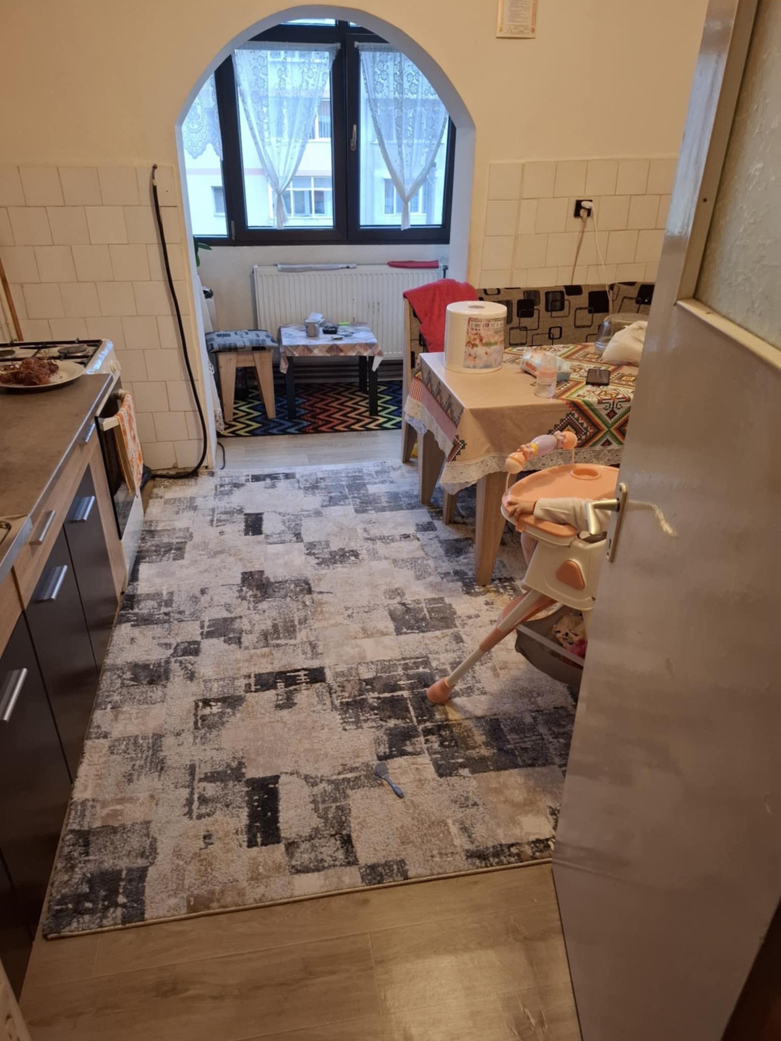 Apartament 2 camere de închiriat