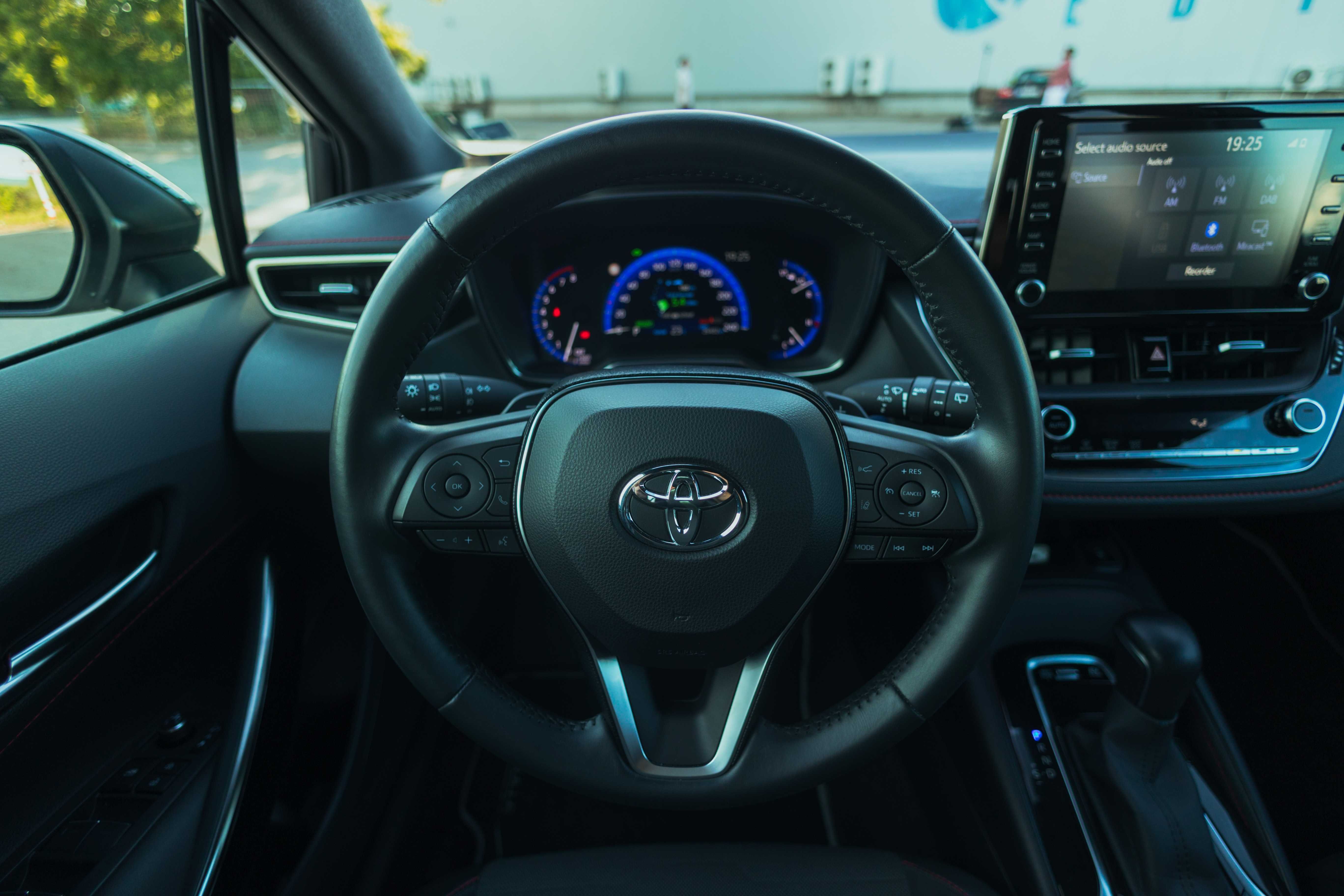 2020 Toyota Corolla 2.0 Hybrid
