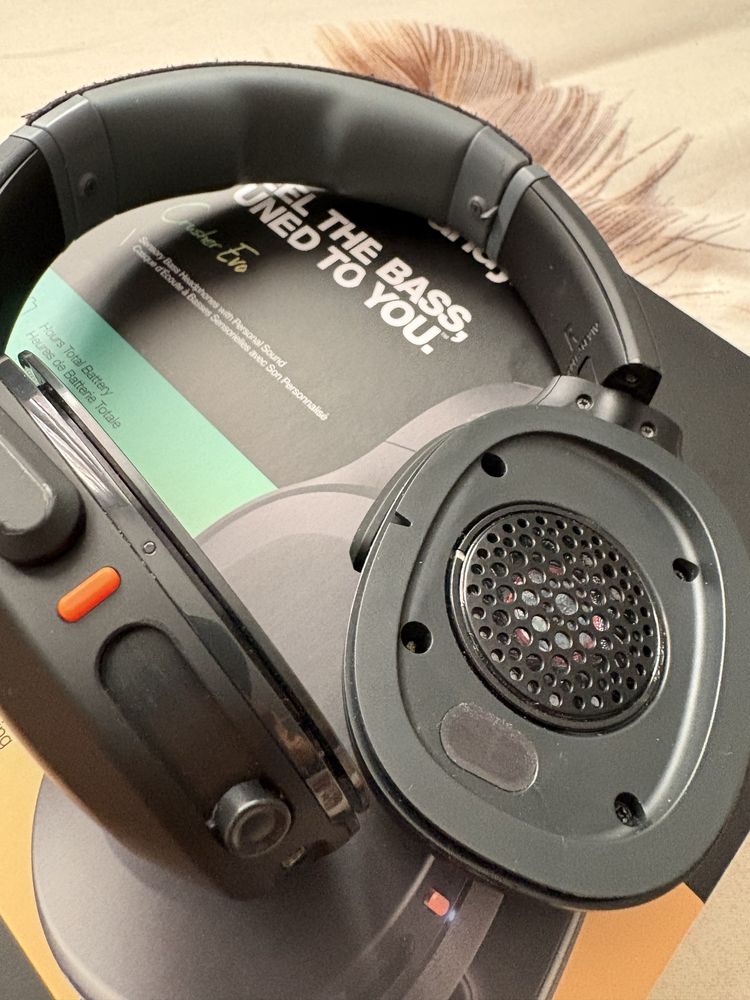 Vand casti Over the Earpliable SkullCandy crusher evo