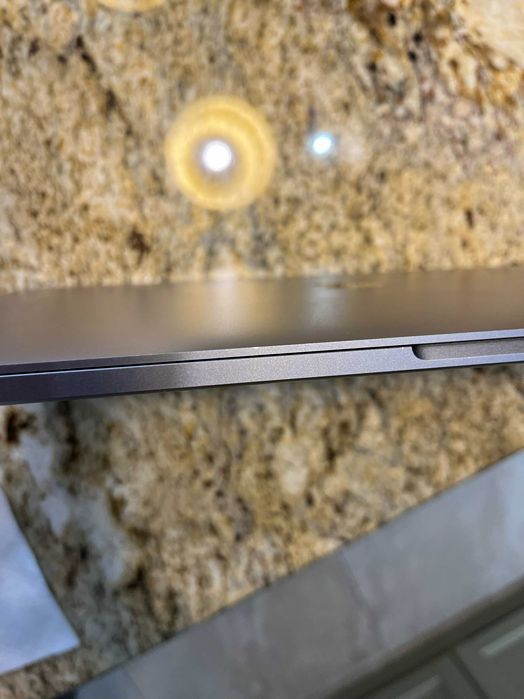 Macbook Pro 16 i9 DDR- 16GB, SSD-1TB (2019)