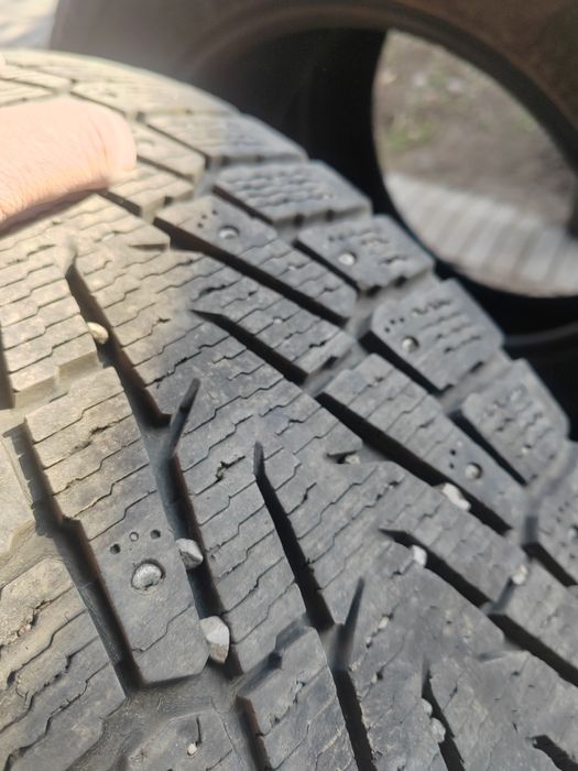 Продам зимние шины