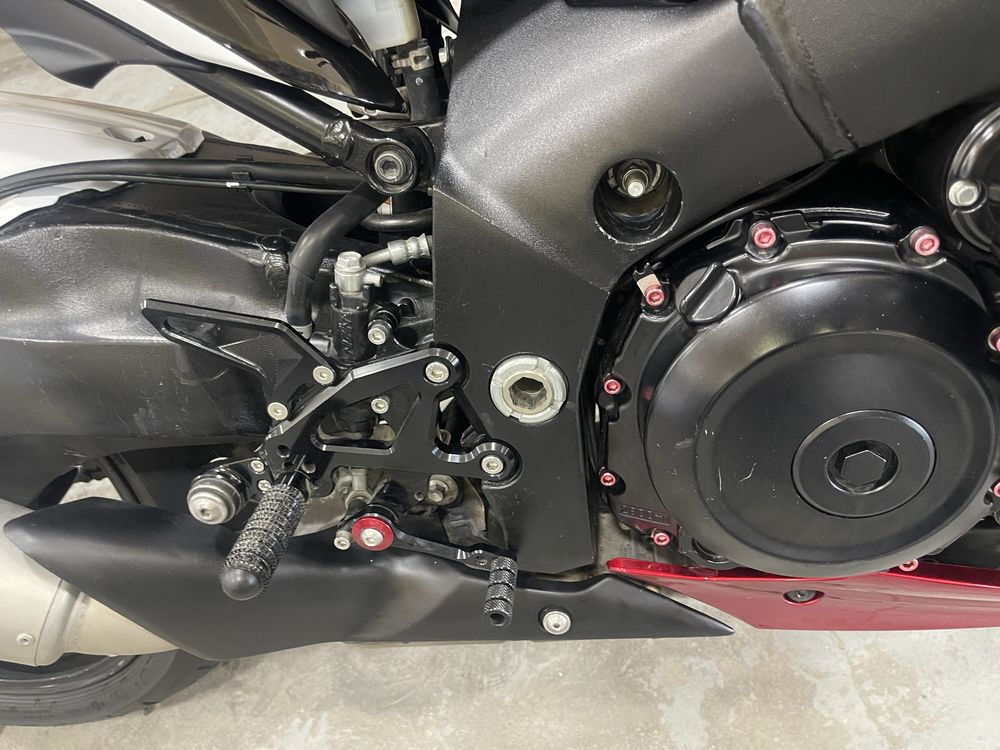 Suzuki GSX_S 1000