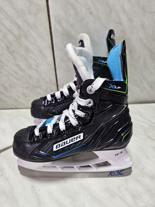 Patine 1036 hochei hockey Bauer XLP  marime 30-31  ( 19,5 cm)