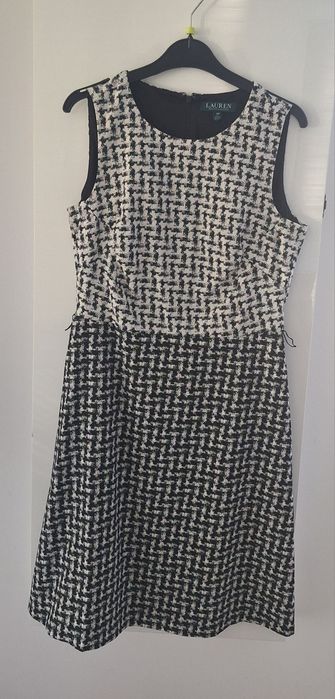 Рокля LAUREN Ralph Lauren, М, над коляното, А-образна
A-образна кройка