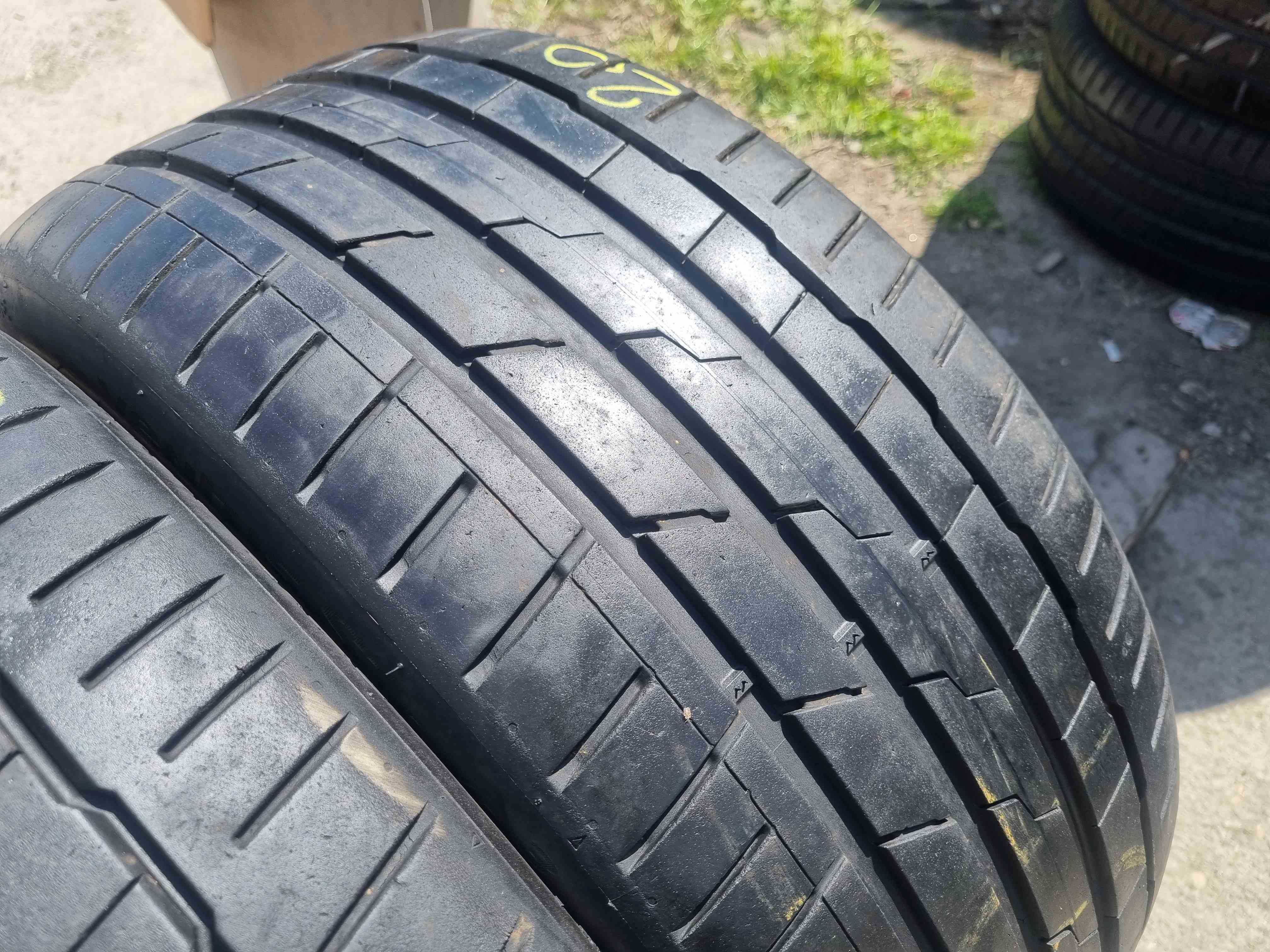 SET 2 Anvelope Vara 235/40 R19 HANKOOK Ventus S1 evo 3