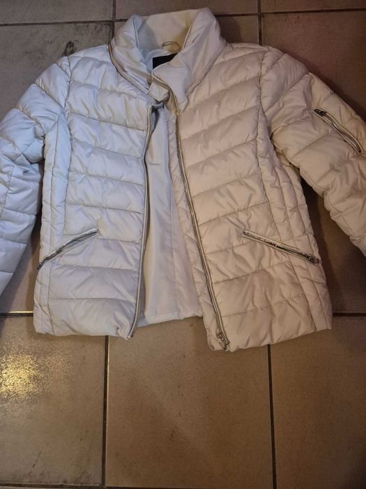 Geaca impecabilă Zara pentru femei marimea M