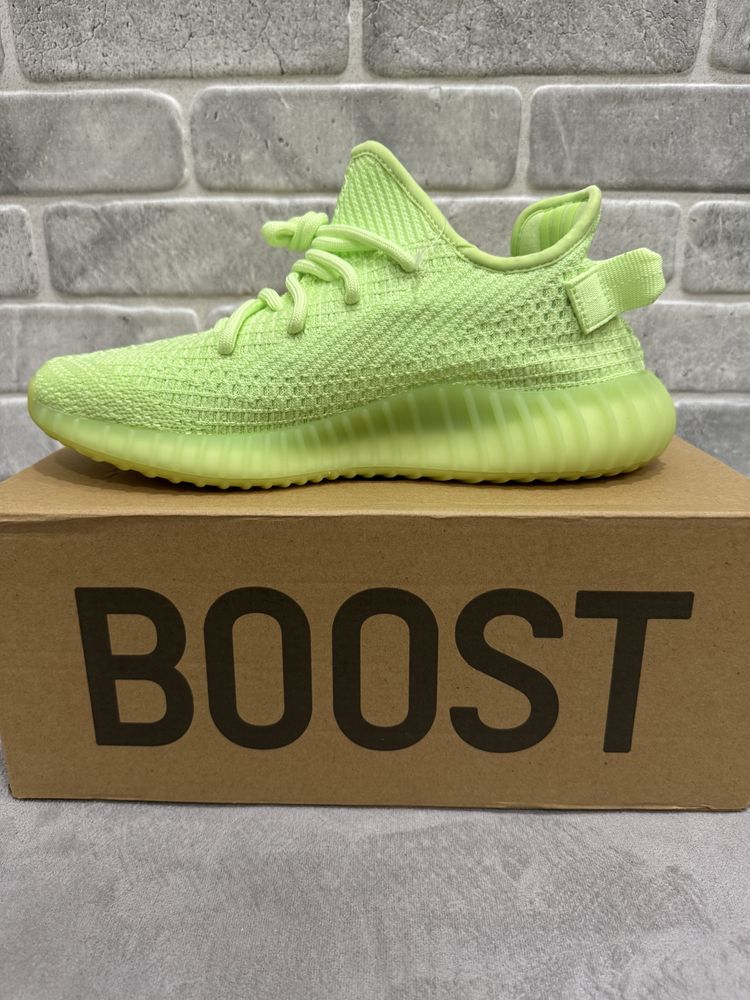 36-45 Yeezy 350 v2 Green Glow