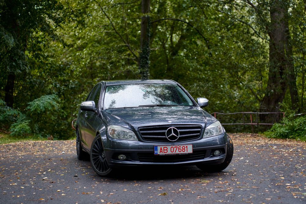 Vând Mercedes-Benz C200 Kompressor