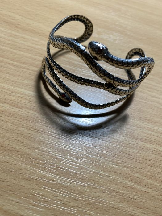 Дамска гривна