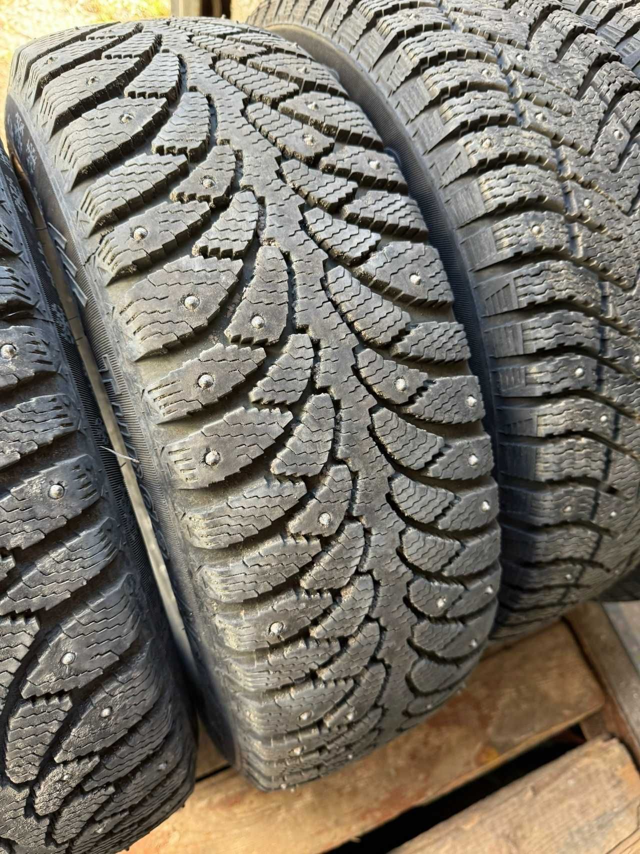 195/65R15 Зимние шины
