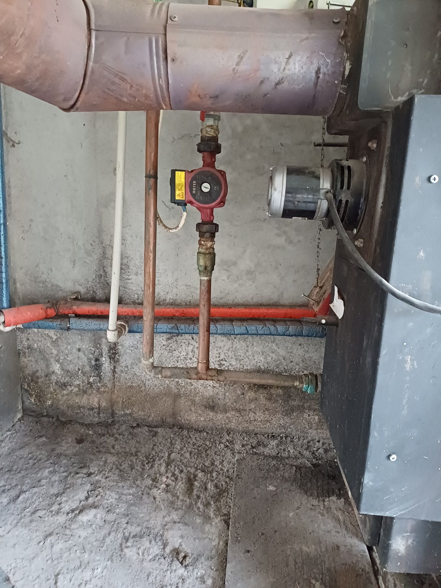 Vând centrală termica Ferroli cu gasificare 35kw pe lemne