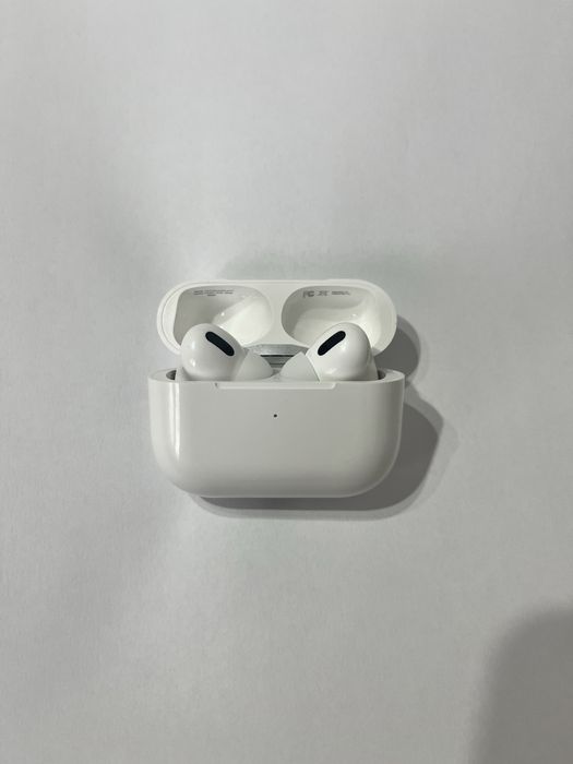 Casti air pods 3 pro