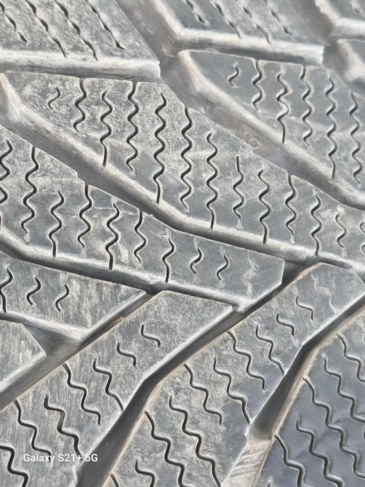 Всесезонни гуми 19 цола