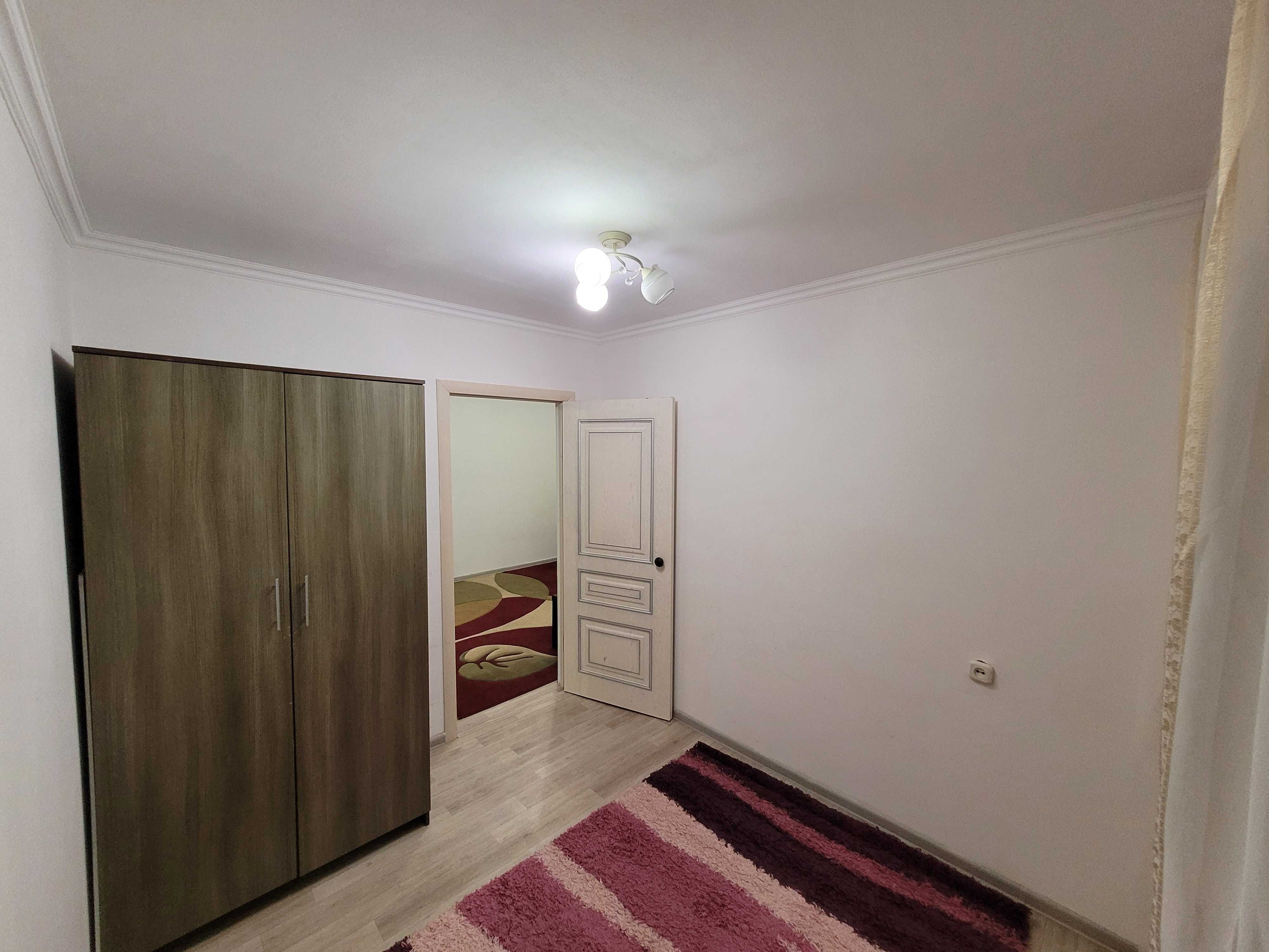 Продам 3-х комнатную квартиру в центре города (район КазИИТУ)