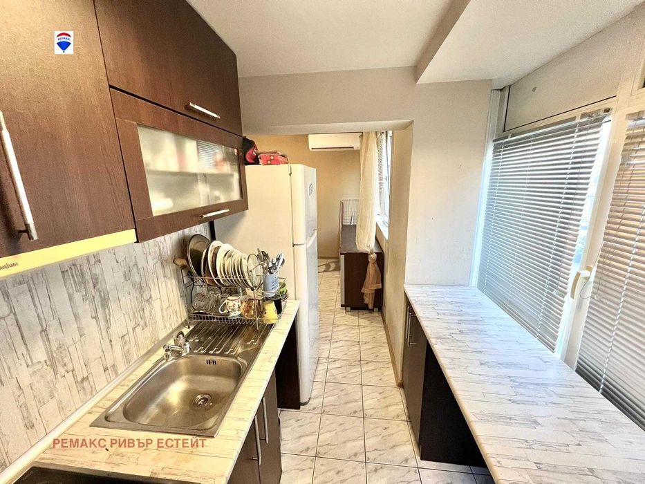 Продава се Тристаен апартамент в Русе, Център - 78 кв.м за 1794 €/кв.м - Снимка #8