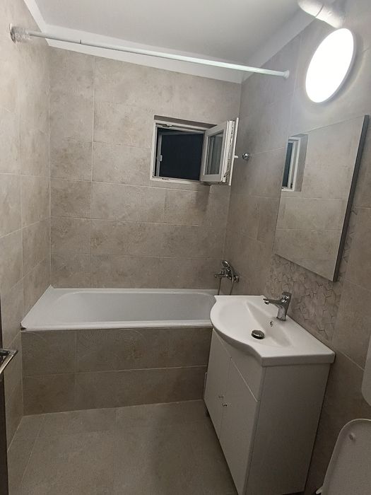 Persoana fizica vând apartament 2 camere in Gheorgheni
