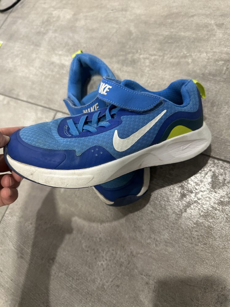 Маратонки Nike / найк 35 н.