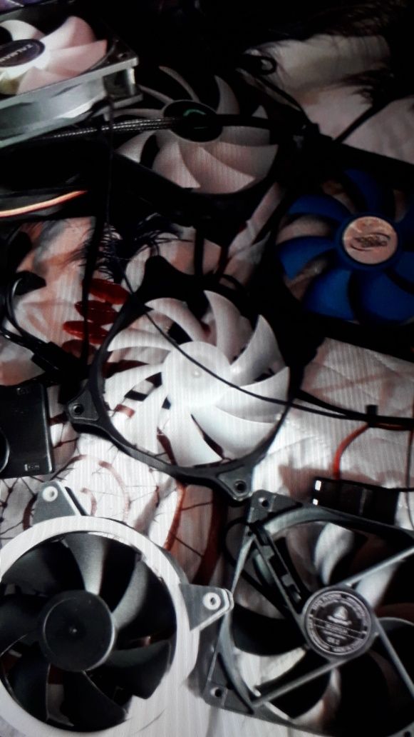 Ventilatoare calculator fan 120 mm 80 mm cu lumini sau fara stare buna