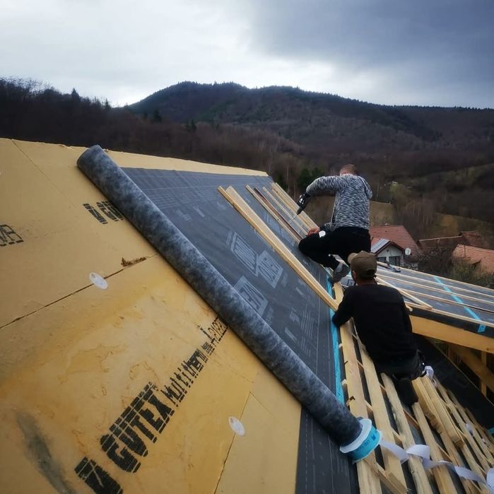 Acoperiș montaj tablă țiglă metalic reparații executam lucrări de cons