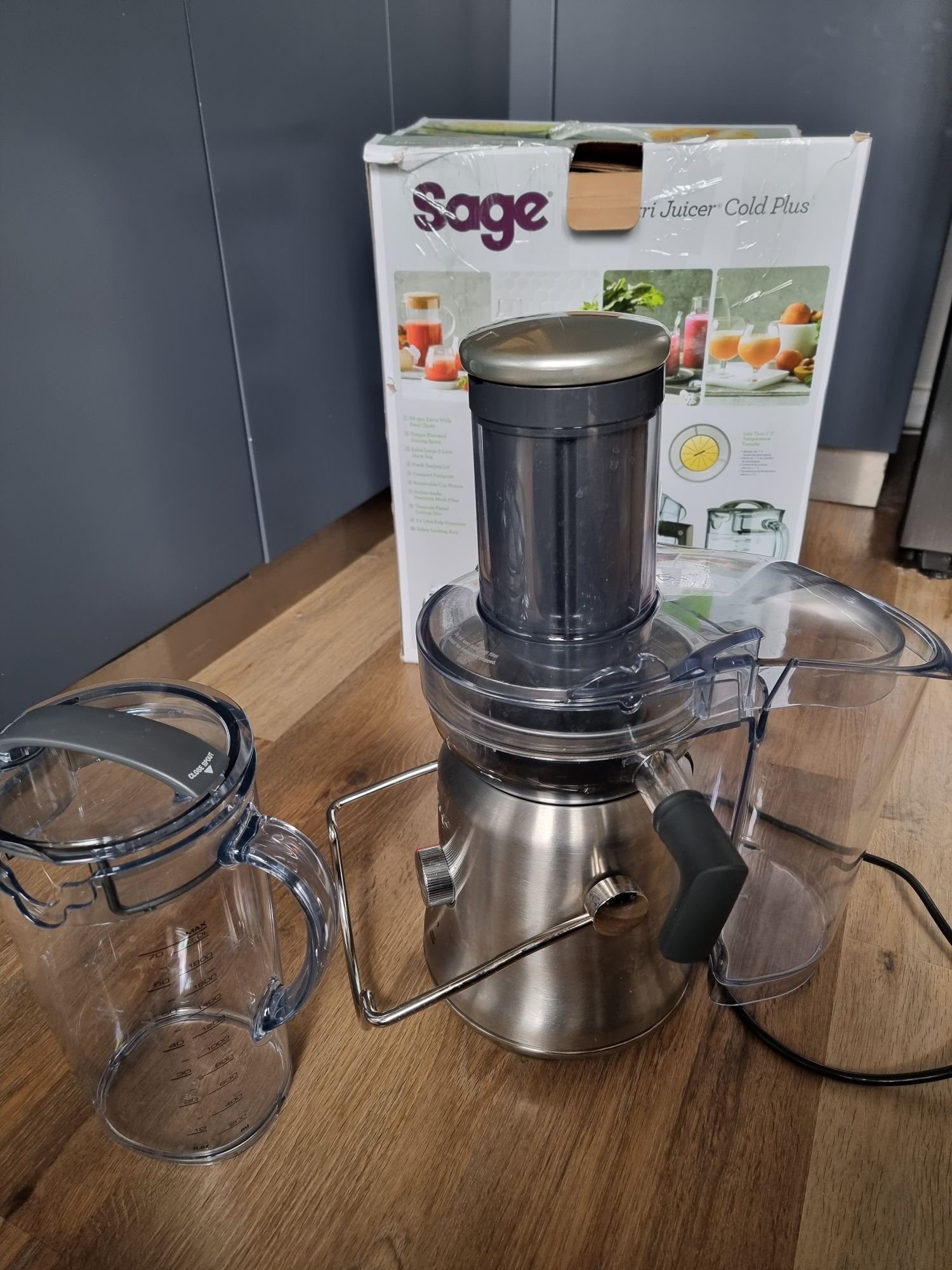 Storcator fructe si legume SAGE SJE530, 2l, 1300W, viteza variabila, a