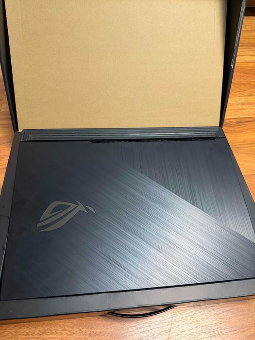 Laptop Gaming ASUS ROG G731G i7, 32GB RAM, GTX 1650, 1TB SSD, 17.3”