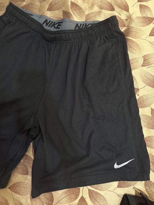 Мъжкки къси панталони Nike