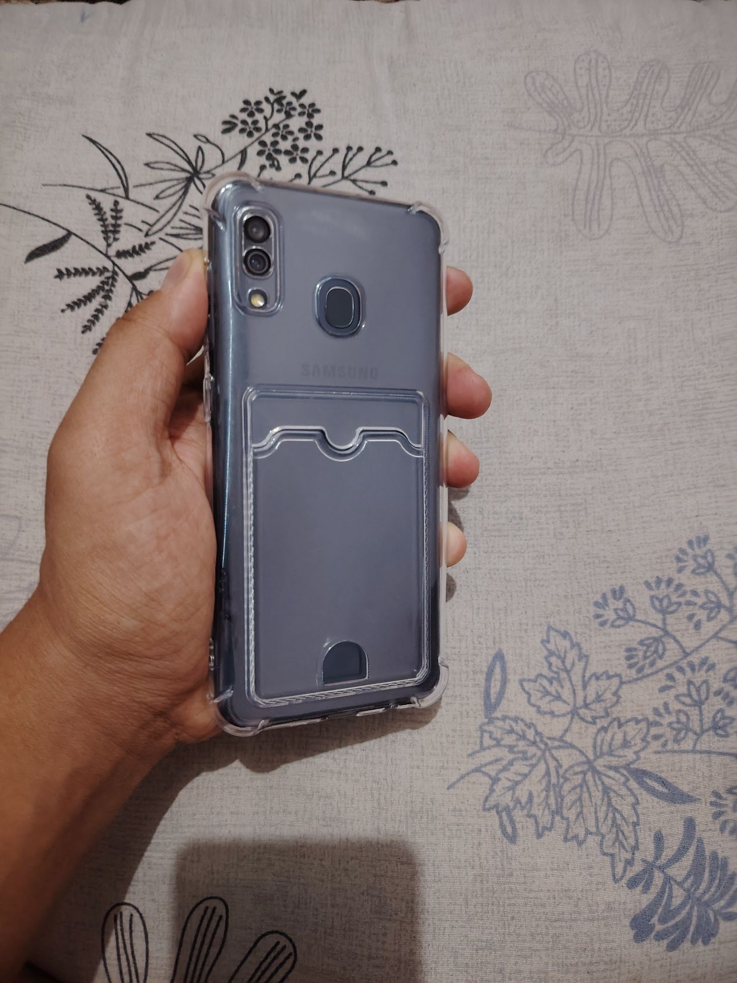 Samsung A30 Holati Ideal tinniq